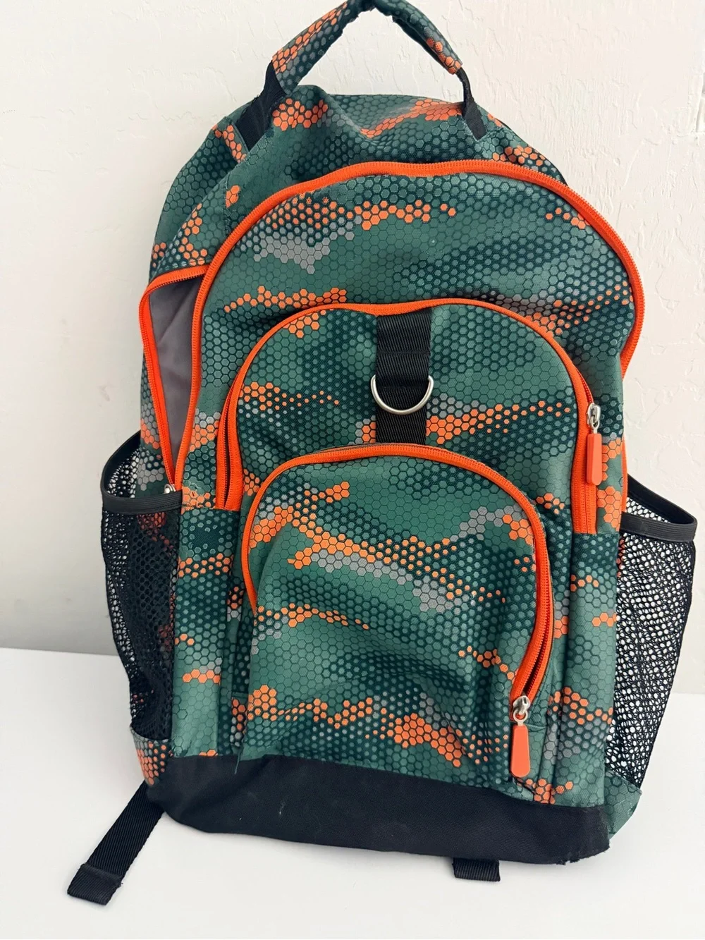 Pottery Barn Teen Hex-Pattern Backpack with Matching Lunch Bag